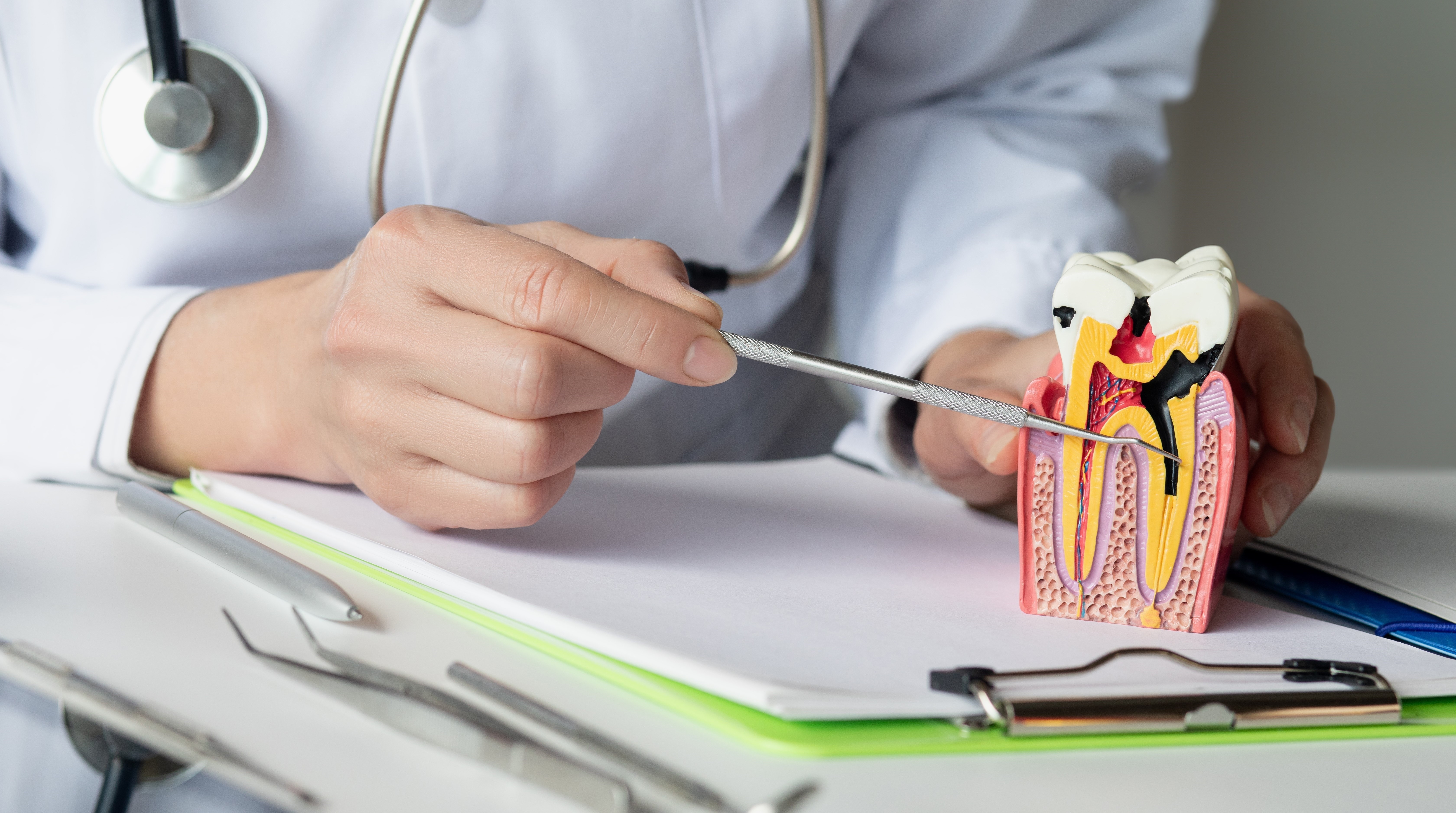 Emergency Dentist in Lucknow | Dental Care